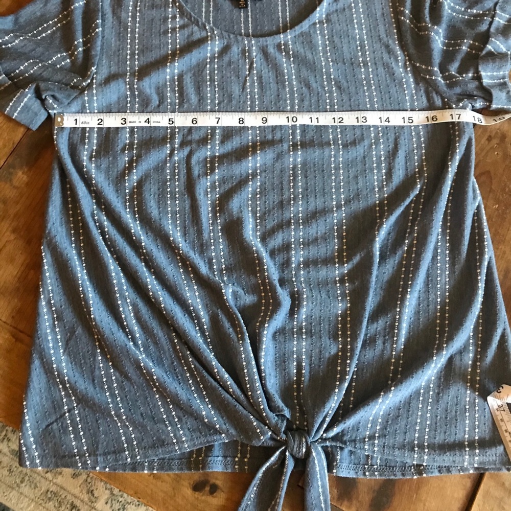 Top - Picture 7 of 10